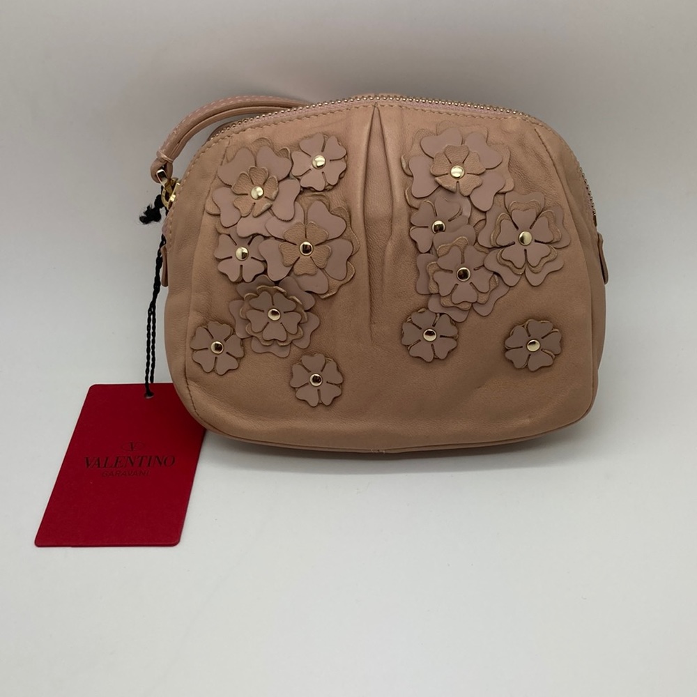 Valentino Garavani Floral embellished zip wristlet nude pink